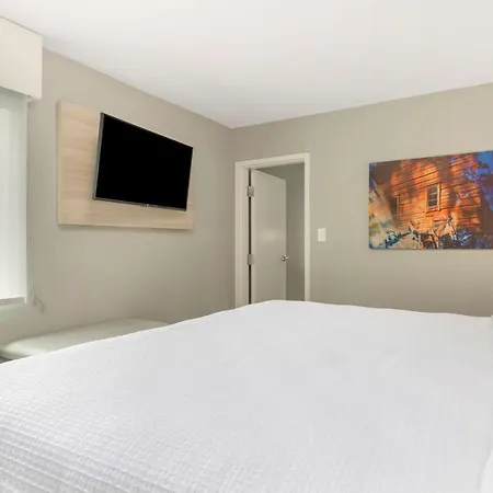Best Western Plus Magnolia Inn & Suites Cleveland Exterior photo