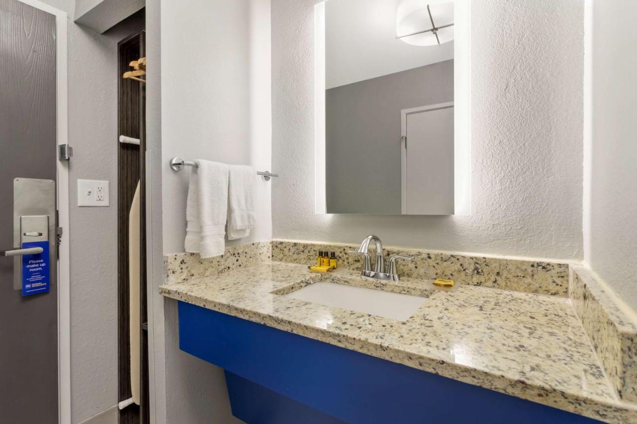 Hotel Western Magnolia & 3*
