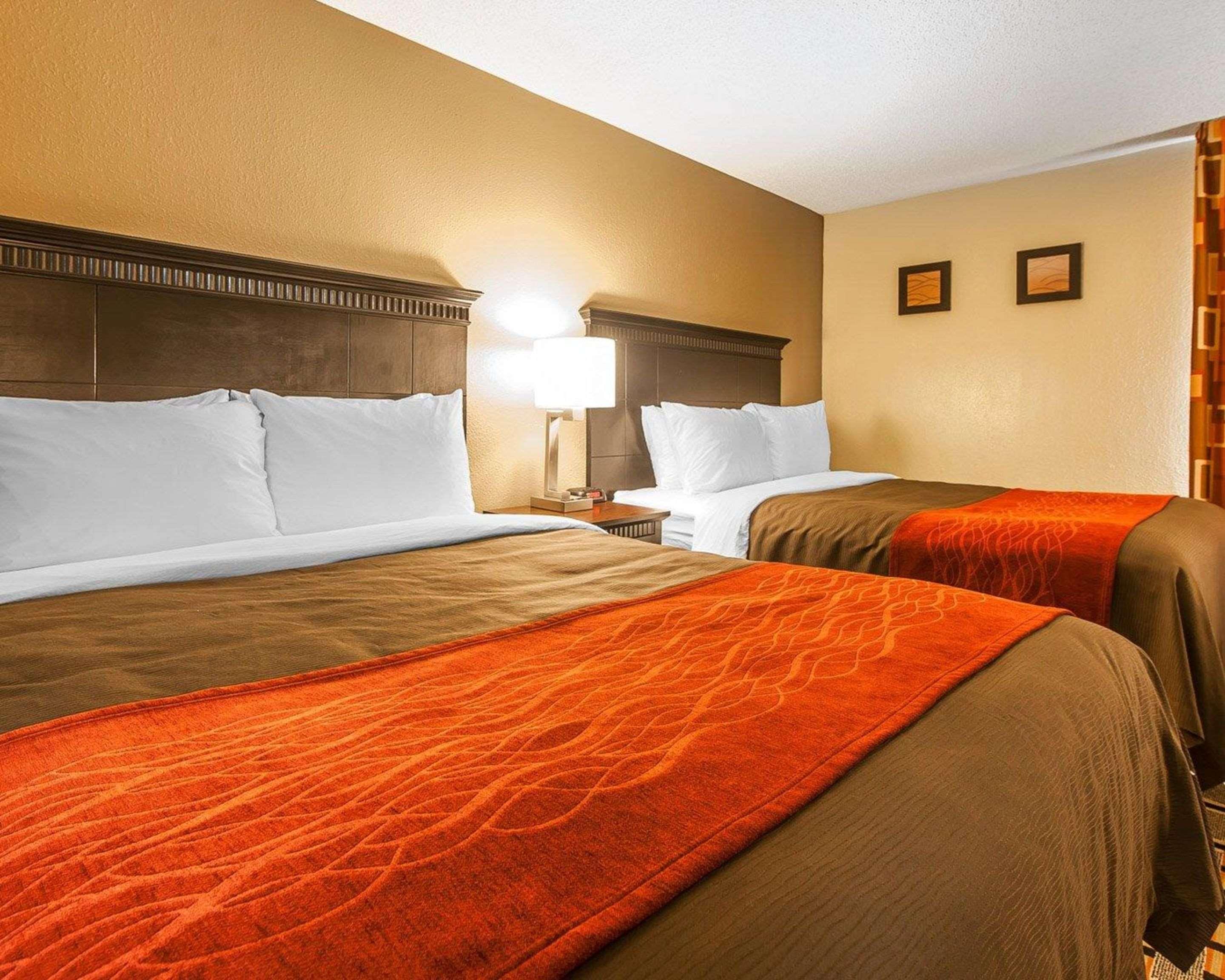 Western Magnolia & Hotel